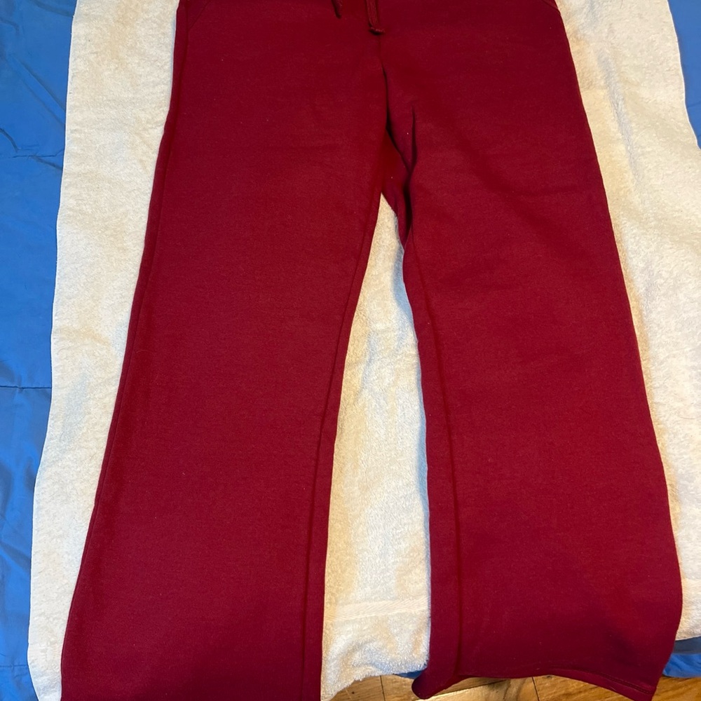 Gildan Kids Maroon Sweatpants